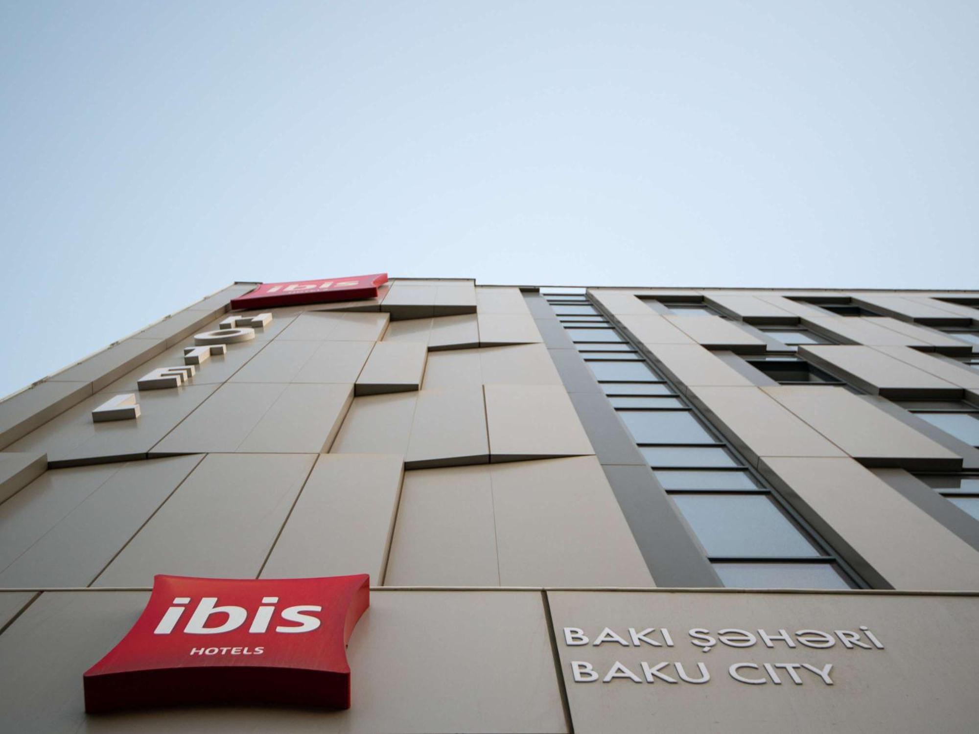 Ibis Baku City Hotel Exterior photo